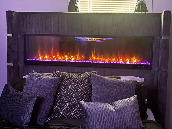 Interior - Luxury Comfort: King Size Bed , LED Massage Sofas , Cozy FirePit & Gazebo (Jacksonville)