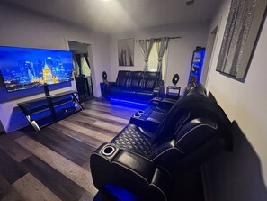 TV, fireplace - Luxury Comfort: King Size Bed , LED Massage Sofas , Cozy FirePit & Gazebo (Jacksonville)