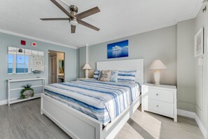 2 Schlafzimmer, Schreibtisch, Bügeleisen/Bügelbrett, kostenloses WLAN