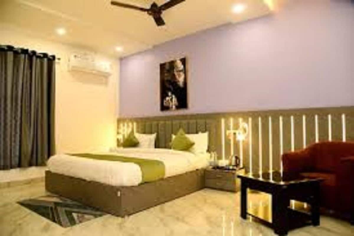 Standard Double Room, City View | Egyptian cotton sheets, premium bedding, memory foam beds, desk
