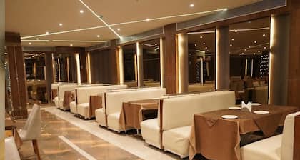 Hotel Samdariya Gold - Rewa