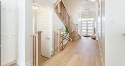 Stylish and Brand New: Your Cozy 4-bedroom Getaway