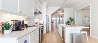 Stylish and Brand New: Your Cozy 4-bedroom Getaway