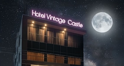 HOTEL VINTAGE CASTLE