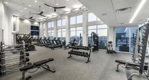 Fitness facility - Downtown 3BR/3BA Luxury Stay. Skyline Views, Pool, Gym, & Walk to Broadway (Nashville)