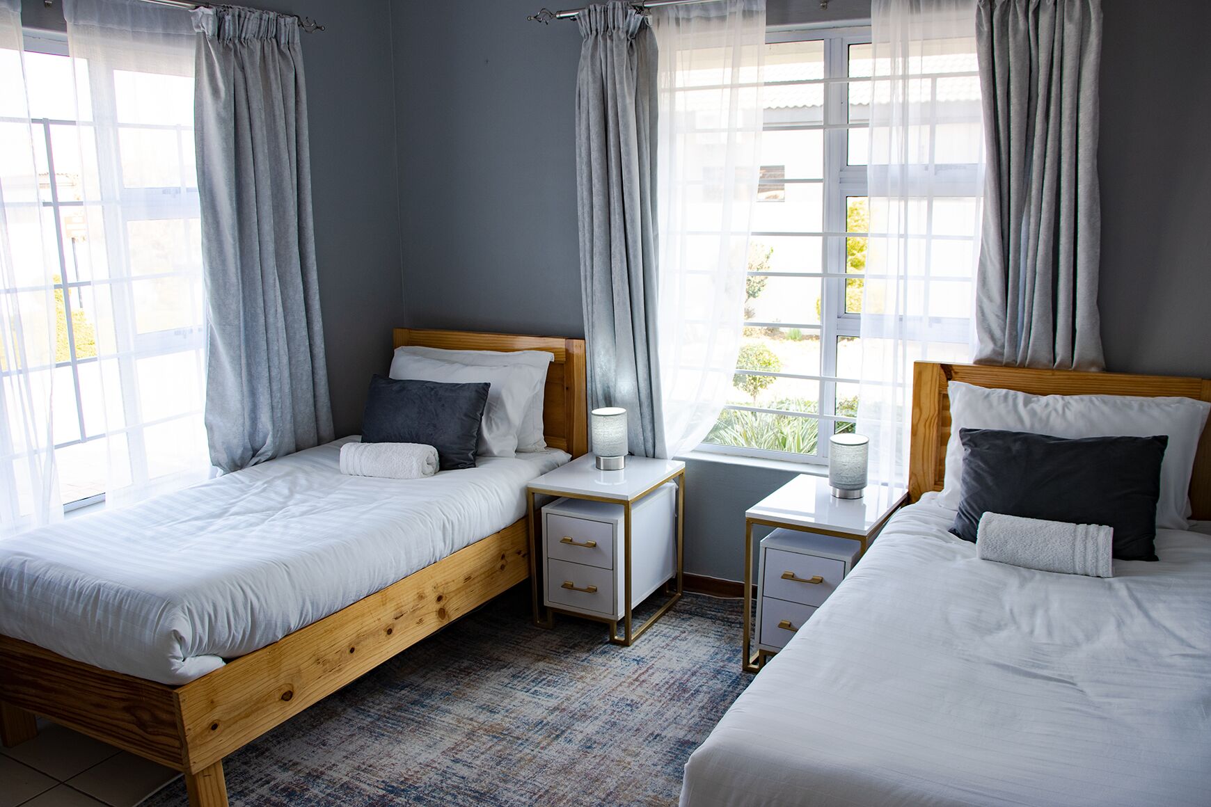 5 bedrooms, in-room safe, desk, iron/ironing board