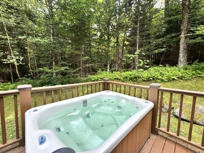 Kingswood-20B-Towhome- Hot tub, Shuttle, Clubhouse