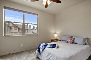 2 bedrooms, WiFi, bed sheets