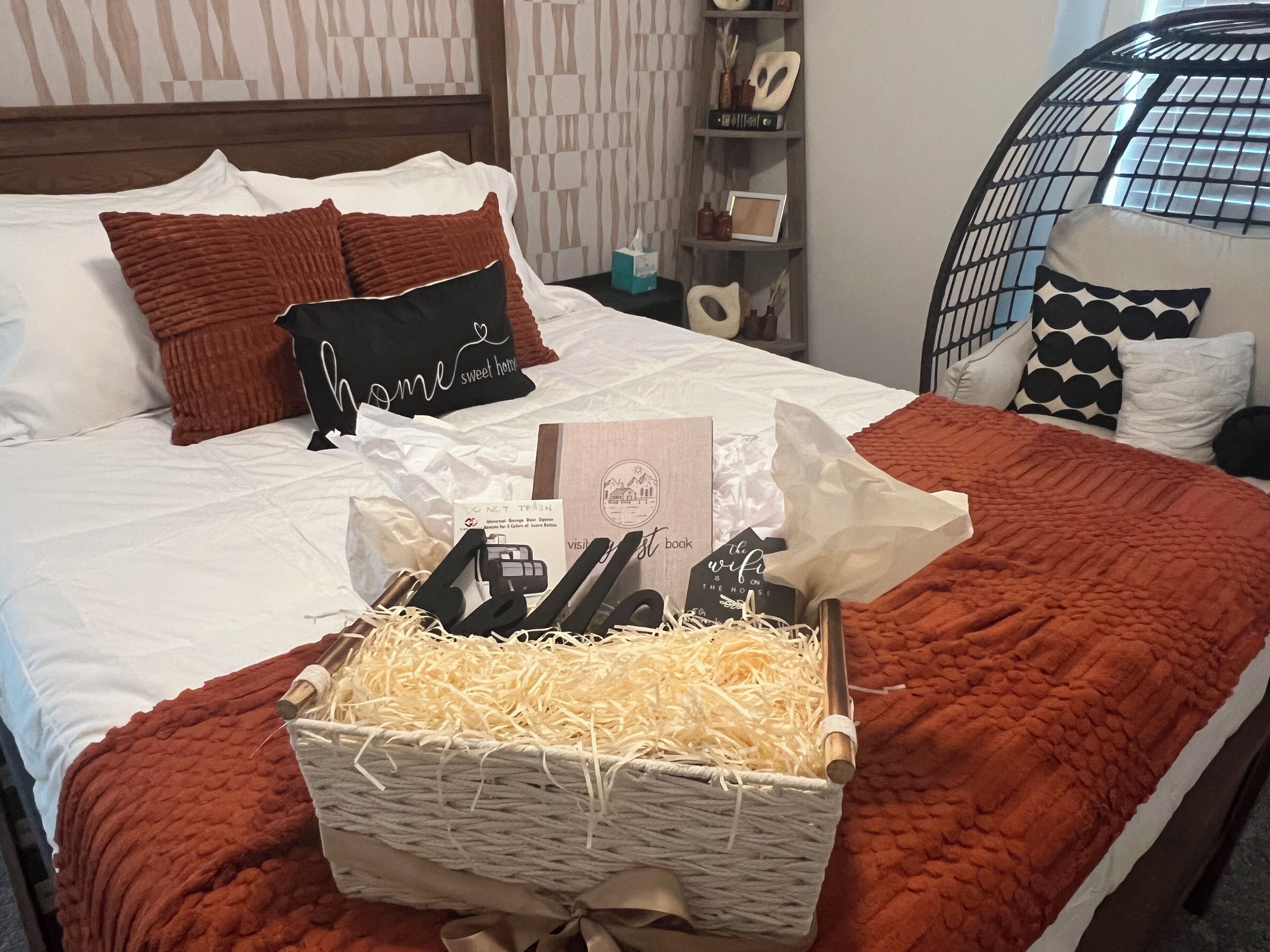 2 bedrooms, iron/ironing board, WiFi, bed sheets