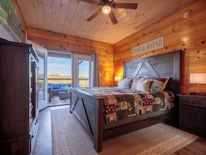 4 Schlafzimmer, Bügeleisen/Bügelbrett, Reisekinderbett, kostenloses WLAN