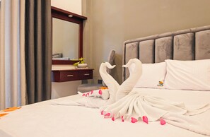 Deluxe Double Room - Sasnidu Villa (Hikkaduwa)