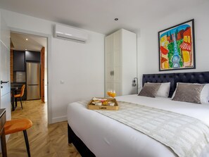 4 Schlafzimmer, Bügeleisen/Bügelbrett, Internetzugang, Bettwäsche