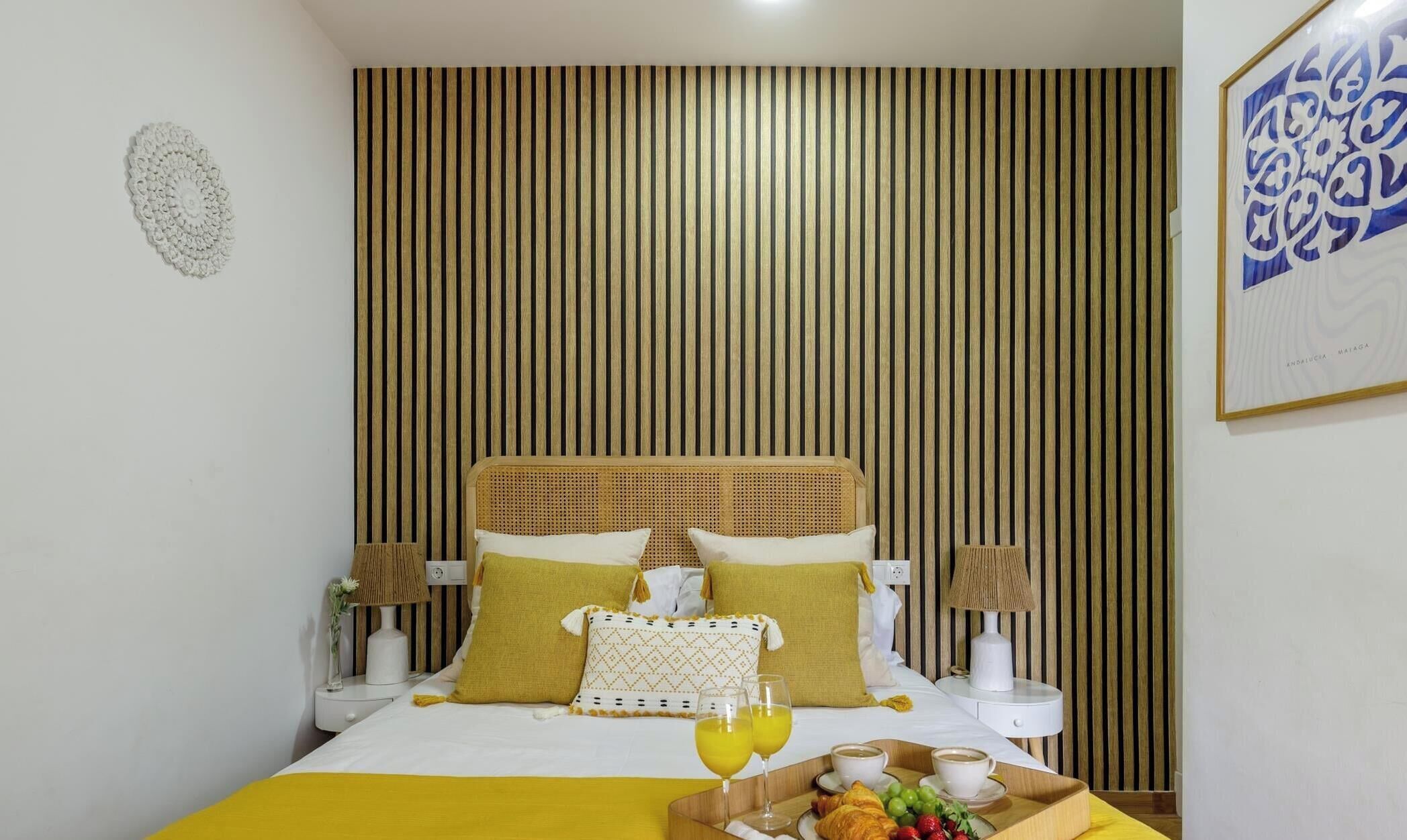 3 slaapkamers, een strijkplank/strijkijzer, internet, beddengoed