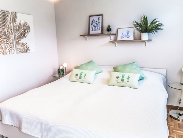 2 bedrooms