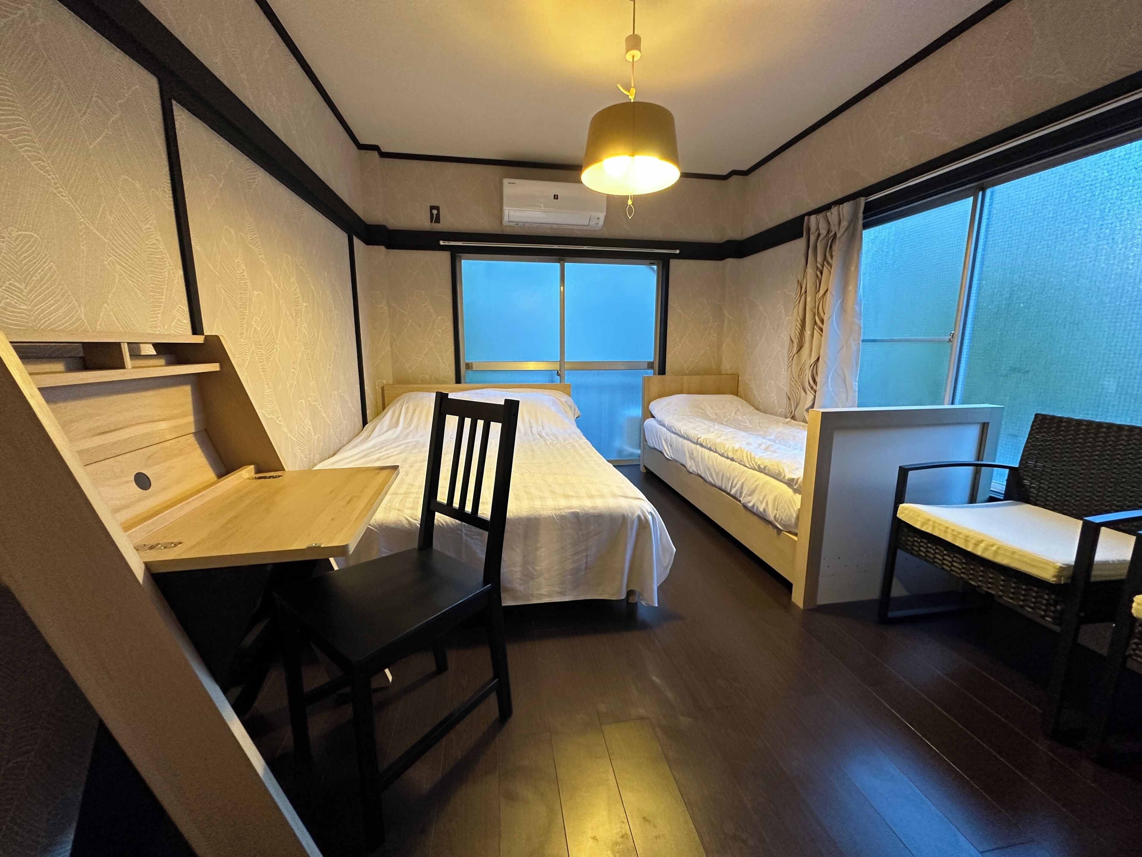 3 bedrooms, desk, iron/ironing board, free WiFi