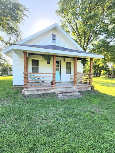Cave Springs Cottage