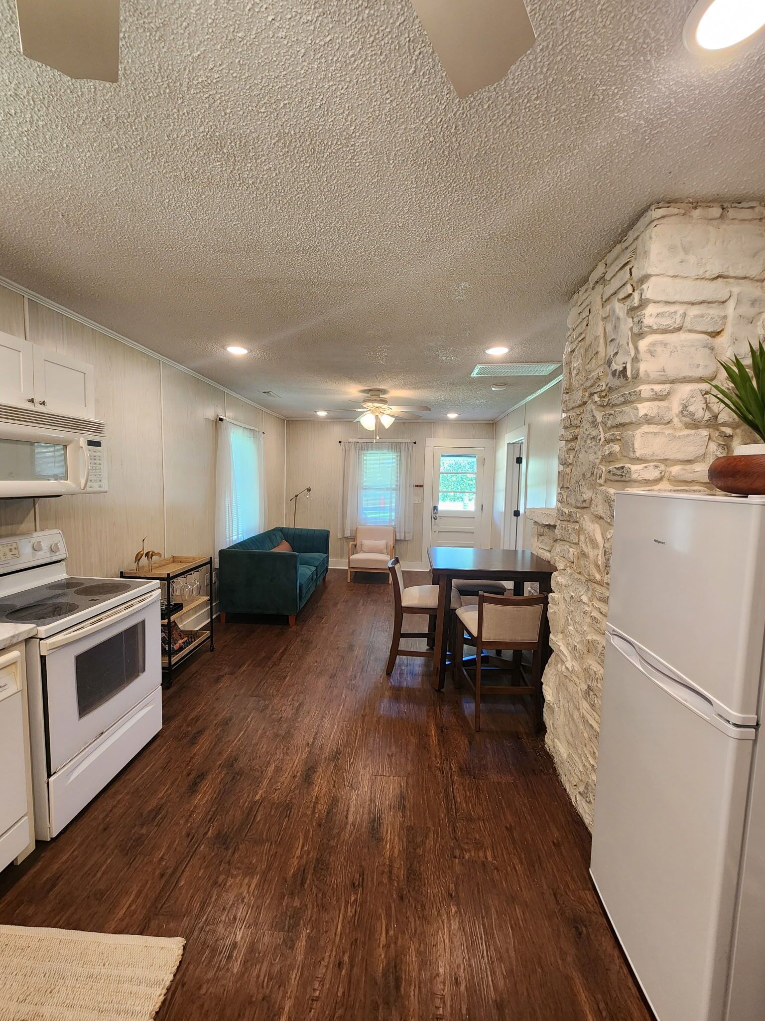 المنشأة من الداخل