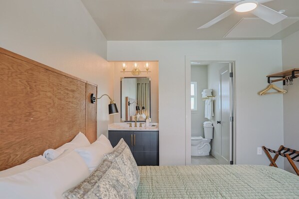 1 bedroom, iron/ironing board, free WiFi