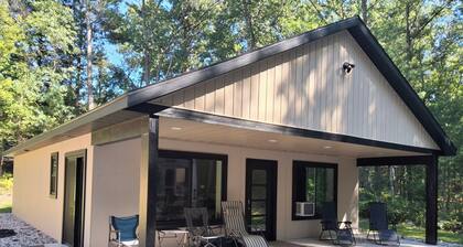 Cozy Cottage wildlife abounds at the REZ of
Pentwater