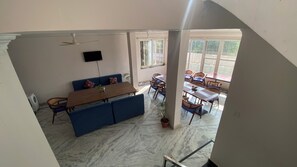 Living area - Soni's Mansion-100m from Khajuraho Temples (Rajnagar)