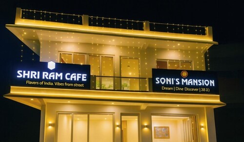 Soni's Mansion-100m from Khajuraho Temples