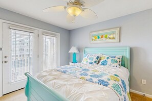 5 室のベッドルーム、インターネット、ベッドシーツ