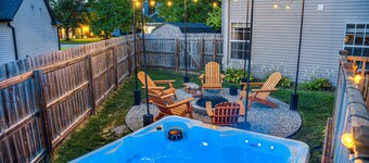 Game Room, Pool & Hot Tub/Sleeps 14 / Pet Friendly