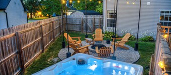 Game Room, Pool & Hot Tub/Sleeps 14 / Pet Friendly