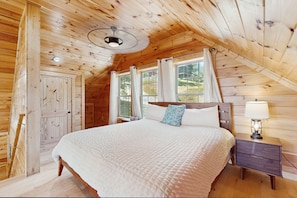 3 bedrooms, iron/ironing board, Internet, bed sheets