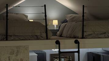 3 chambres, bureau, Wi-Fi gratuit, draps fournis