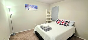 3 quartos, ferros/tábuas de passar roupa, Wi-Fi de cortesia