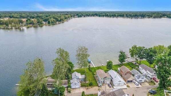 Unclassified image, 1 of 77, button