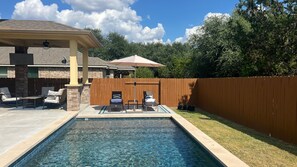 Pool - Marvelous 3-bedroom house with pool in Leander (Leander)