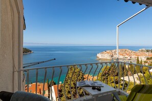 Apartment | Property grounds - Apartment Agneza - One Bedroom Apartment With Terrace (Dubrovnik)