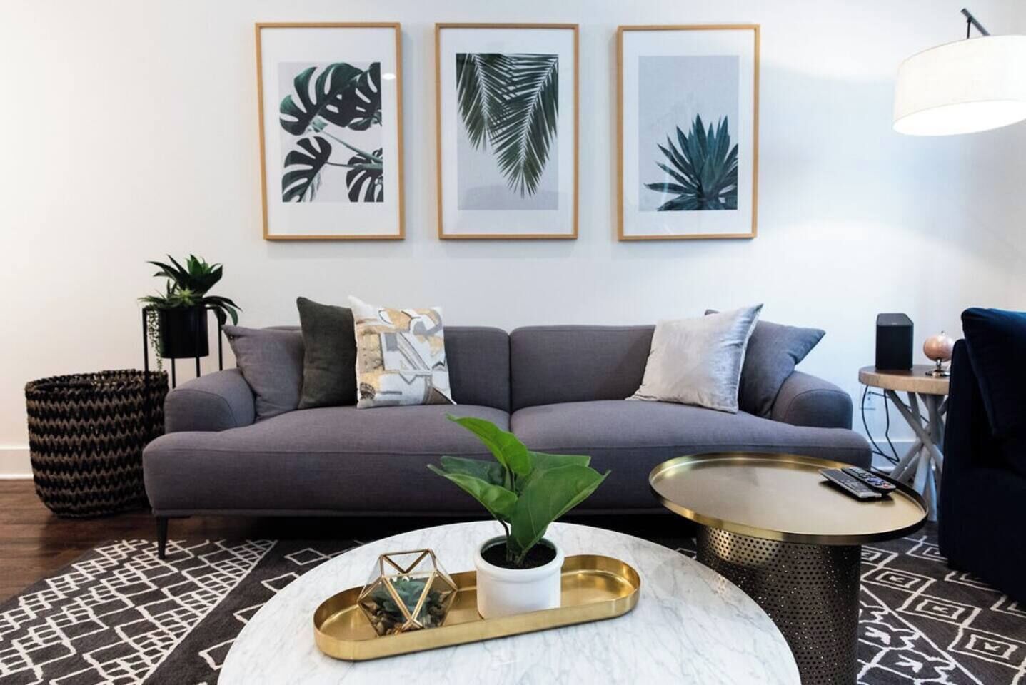 Televisor i oficines 