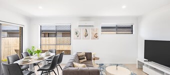 Modern 3BR Family Home | Near Shops &Easy Brisbane