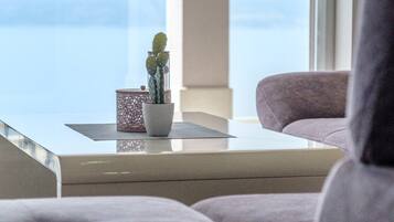 Apartment | Living room