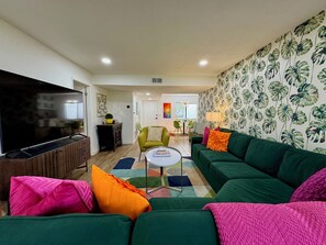 Smart TV, table tennis, books