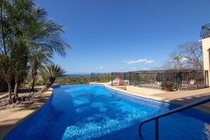 Pool - Colinas Turquesa L1L 2 bed 2 bath Ocean view (Playas del Coco)
