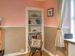 Interior - 3 bedroom accommodation in Evanton, near Dingwall (Evanton)