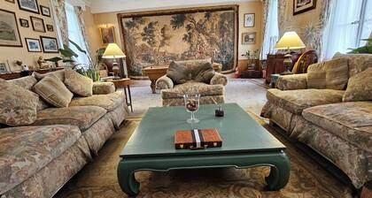 Château Chandler 17th century 4* rentals