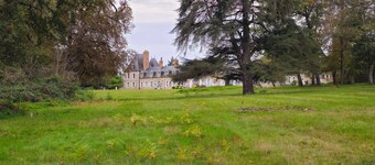 Château Chandler 17th century 4* rentals