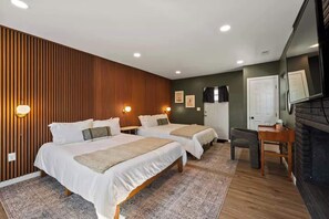 1 bedroom, desk, iron/ironing board, WiFi