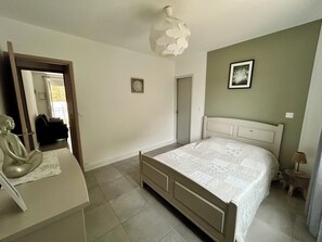 1 chambre, Wi-Fi, draps fournis