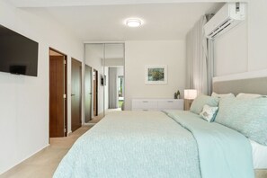 4 chambres, fer et planche à repasser, accès au Wi-Fi (inclus)