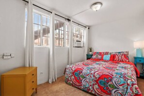 1 bedroom, WiFi, bed sheets