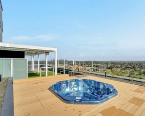 Baignoire à remous extérieure