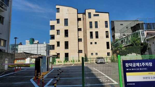 Exterior - Jhillhouse (Seoul)