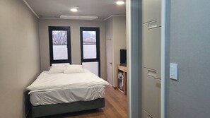 Basic Double Room | Desk, free WiFi