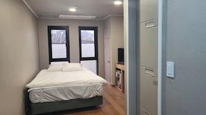 Basic Double Room | Desk, free WiFi